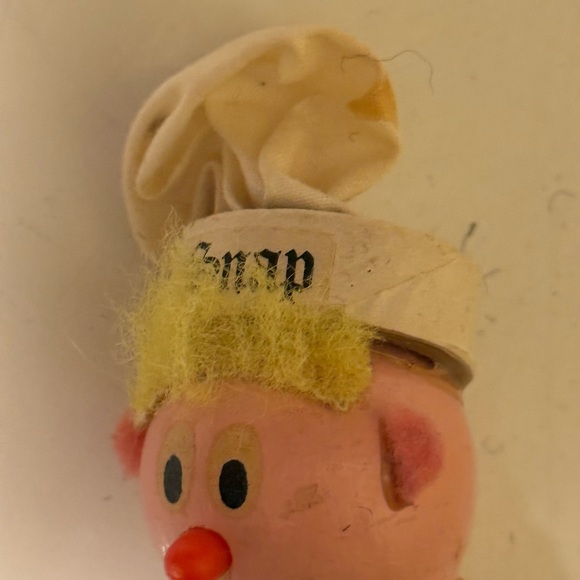 Lot of 9 Kellogg’s vintage cereal premium toys 1970s collectibles wood and felt - Picture 2 of 12